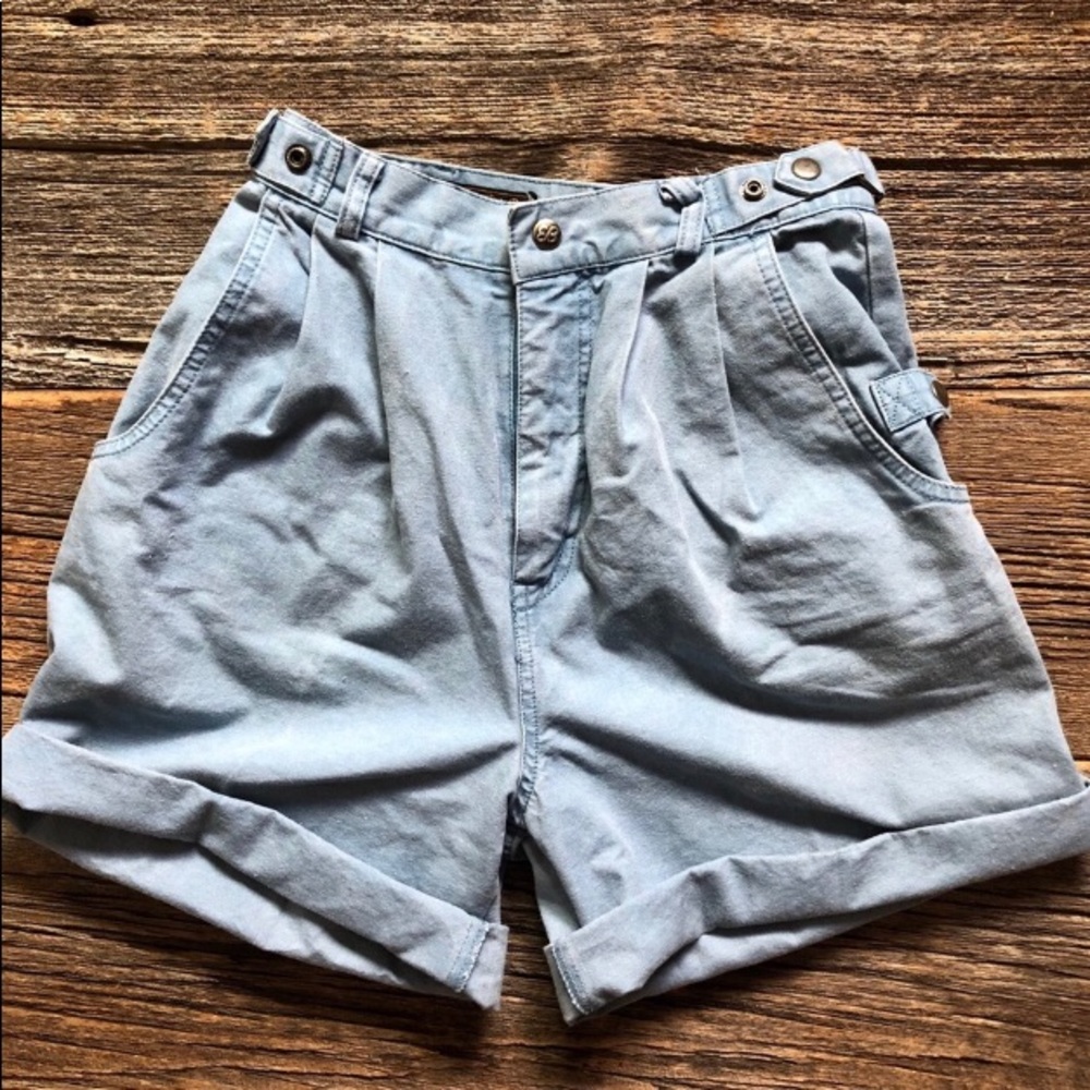 Eddie Bauer Bermuda shorts
